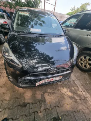 2015 Toyota Sienta 1.5 FWD (6-seater) Minivan