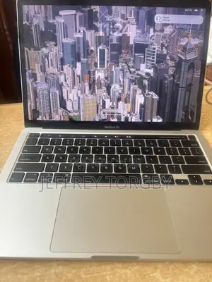 Apple MacBook Pro 2020 32GB Intel Core i7 512GB SSD