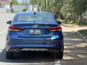 2017 Hyundai Elantra Limited Sedan FWD 2.0L Blue