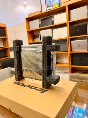 Lenovo ThinkPad X1 Carbon Gen 9 Laptop