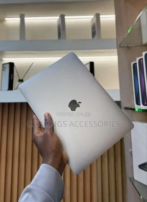 Apple MacBook Pro 2020 13.3" Core i5 16GB RAM 512GB SSD
