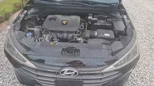 2019 Hyundai Elantra SEL - Black
