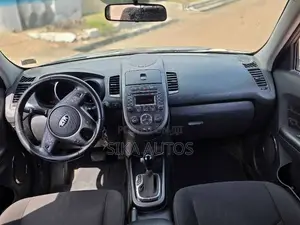 2014 Kia Soul 4dr Wagon (1.6L 4cyl 6A) Gray