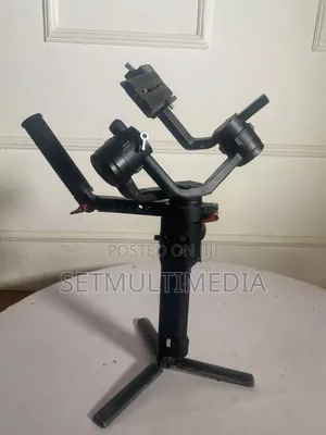 DJI Ronin S Gimbal + Extra Battery