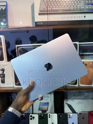 Apple MacBook Air 2026 M5 16GB RAM 512GB SSD