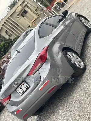 Hyundai Elantra 2013 Gray