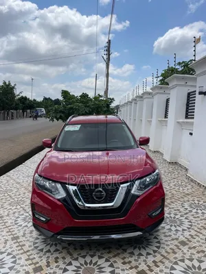 2017 Nissan Rogue SV AWD Beige
