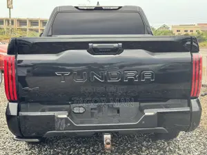 2022 Toyota Tundra SR5 Pickup