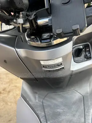 Honda PCX 160 Scooter