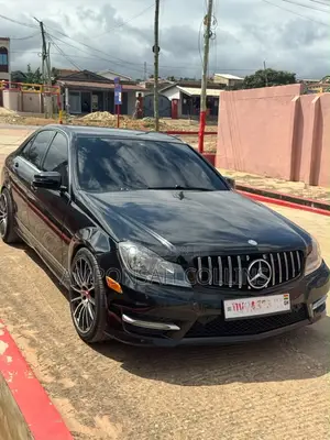 Mercedes-Benz C250 2013 Black