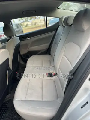2017 Hyundai Elantra SE Sedan