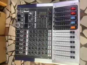 Yamaha 6-Channel Mixer Amplifier