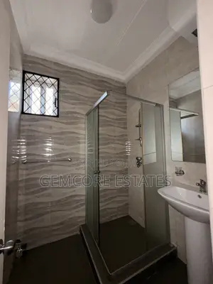 4 Bedroom House for Rent in Labone