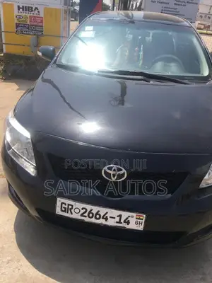 2010 Toyota Corolla LE Sedan