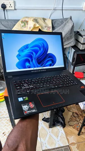 Asus ROG Strix G17 Laptop - Intel Core i7, 8GB RAM, 1TB HDD+SSD