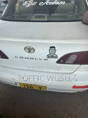 Toyota Corolla Automatic 1999 White