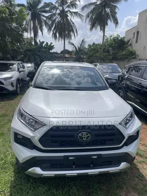 Toyota RAV4 AWD 2023