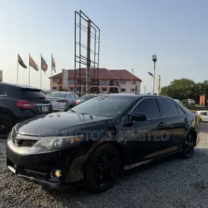 Toyota Camry XLE 2014 Black