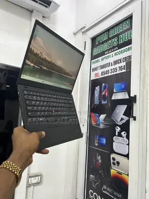 Lenovo ThinkPad X1 Carbon Gen 6 Laptop