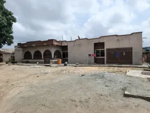 6-Bedroom House for Sale in Kenyasi Bosore, Kumasi