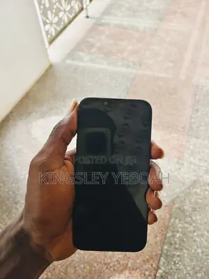 New Apple iPhone 13 128GB Green
