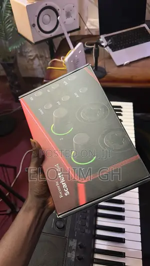 Focusrite Scarlett 4i4 (4th Gen)