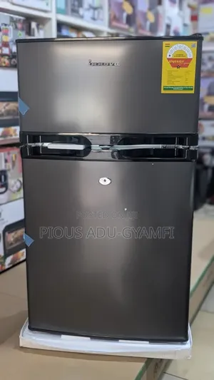 Innova Table Top Refrigerator/Freezer (145L)