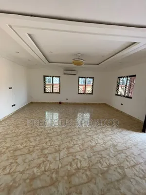 3 Bedroom House for Rent in Lakeside Estate