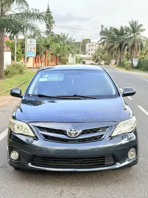 2012 Toyota Corolla LE Sedan