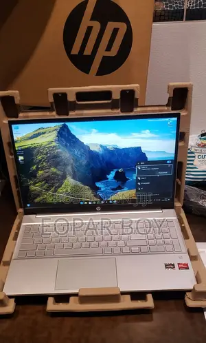 HP 15 Laptop: AMD Ryzen 5, 16GB RAM, 512GB SSD