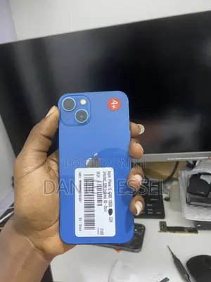 Apple iPhone 13 128GB Blue
