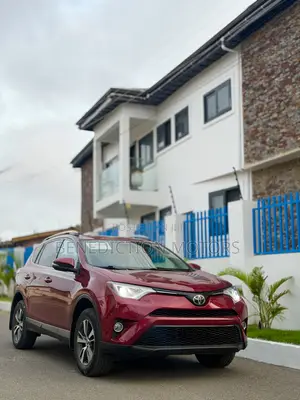 2018 Toyota RAV4 LE SUV AWD
