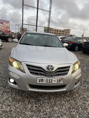 Toyota Camry LE 2010