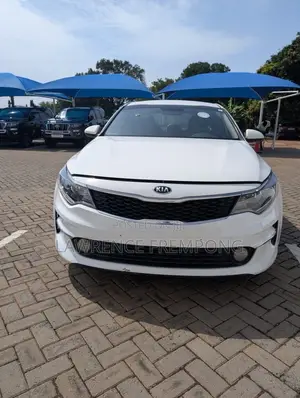 Kia K5 2018 White