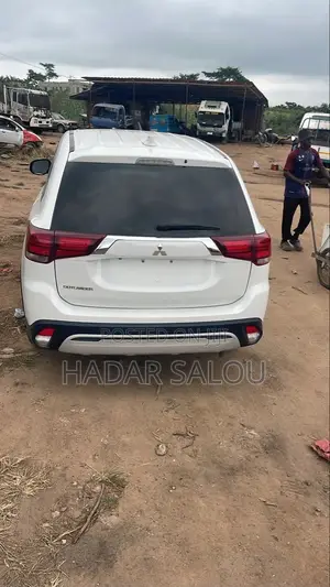 Mitsubishi Outlander 2020