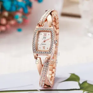 New Women's Quartz Bracelet Watch - Diamond Studded
