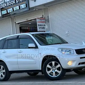 Toyota RAV4 2004 Pearl
