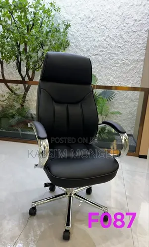 Brand New Zuo Modern Exciteve Office Chairs (Black)