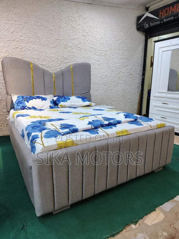 Kitanda Sofa Cha Umbo La Kipepeo 5x6ft - Kipya Kabisa - 1