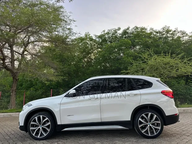 BMW X1 xDrive28i AWD 2016 Nyeupe - 1