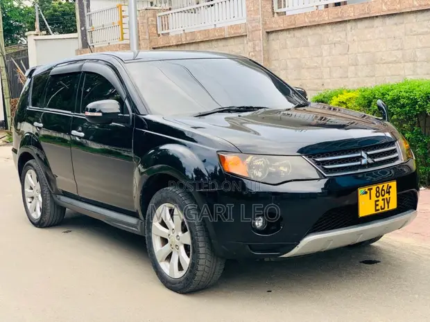 Mitsubishi Outlander 2009 Black - 1