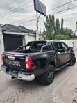 Toyota Hilux 2021 Black - 3