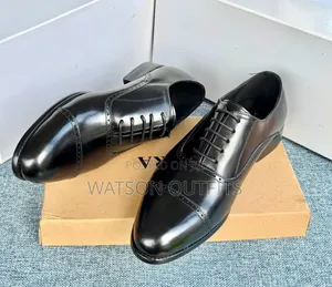 Vatu vya Pierre Cardin vya Ngozi Halisi vya Wanaume