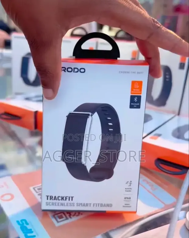 Porodo Trackfit Screenless Smart Fitband - 1