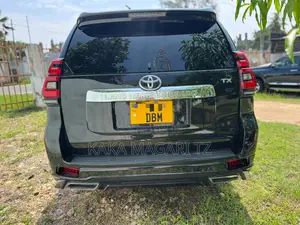 Toyota Land Cruiser Prado 2014 Nyeusi