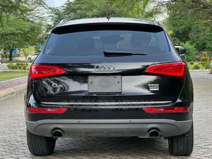 Audi A5 2015 Nyeusi