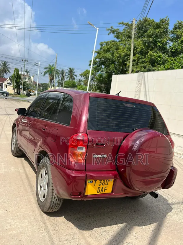 Toyota RAV4 1.8 2005 Red - 1