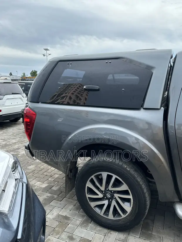 Nissan Navara 2017 Double Cabin Diesel - 1