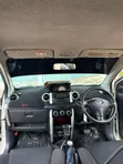Toyota IST 2005 Nyeupe - 5