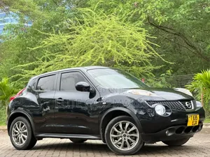 Nissan Juke 2011 Nyeusi